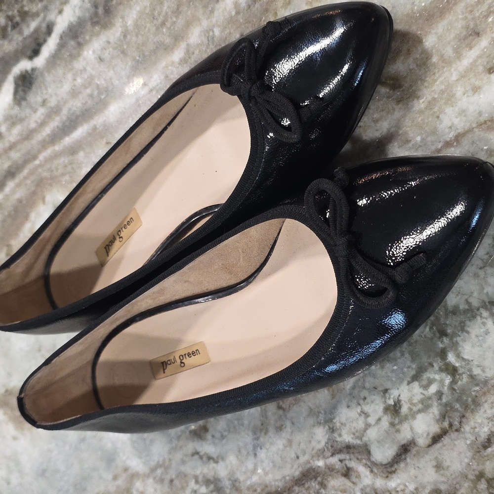 Paul Green Black Patent Leather Ballet Flats Bow Pointed Toe Women’s Size 8 - Picture 5 of 15
